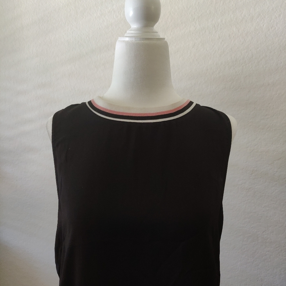 H&M Collared Sleeveless Top - Picture 2 of 7